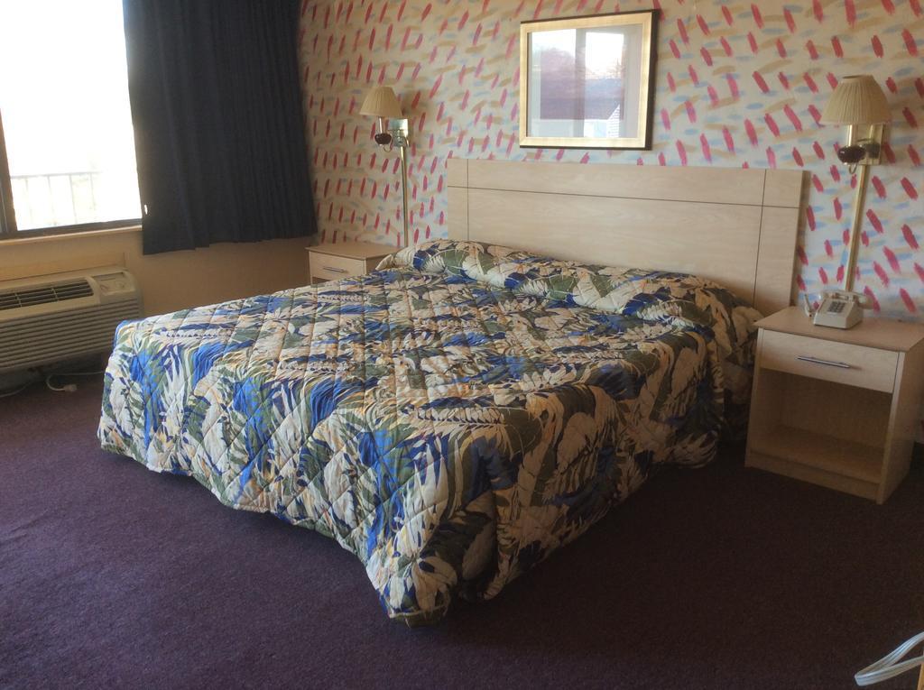 Macthrift Motor Inn Вірджинія-Біч Екстер'єр фото